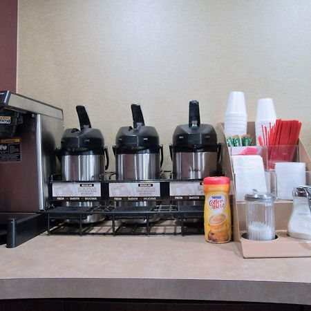 Red Roof Inn Asheville - Biltmore West Εξωτερικό φωτογραφία