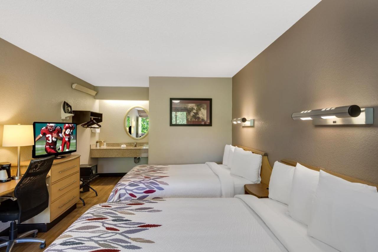Red Roof Inn Asheville - Biltmore West Εξωτερικό φωτογραφία
