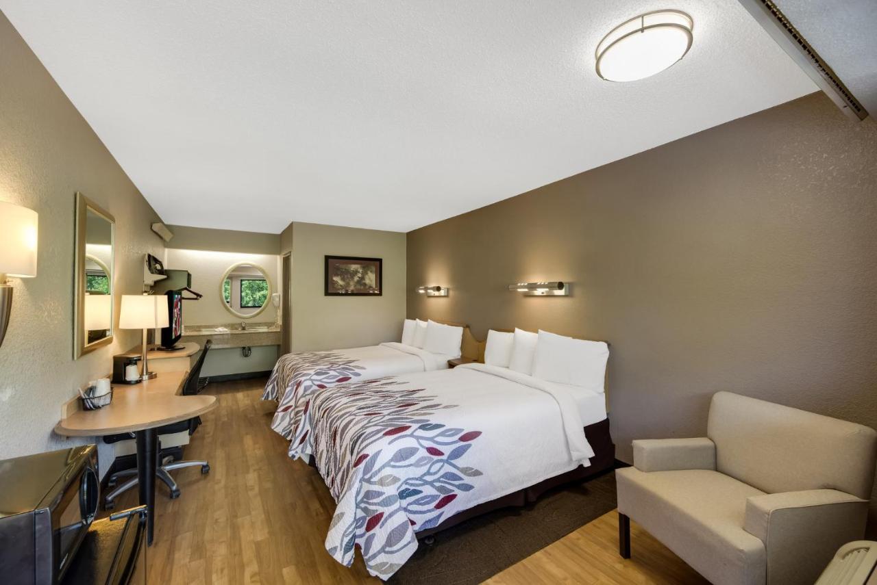 Red Roof Inn Asheville - Biltmore West Εξωτερικό φωτογραφία