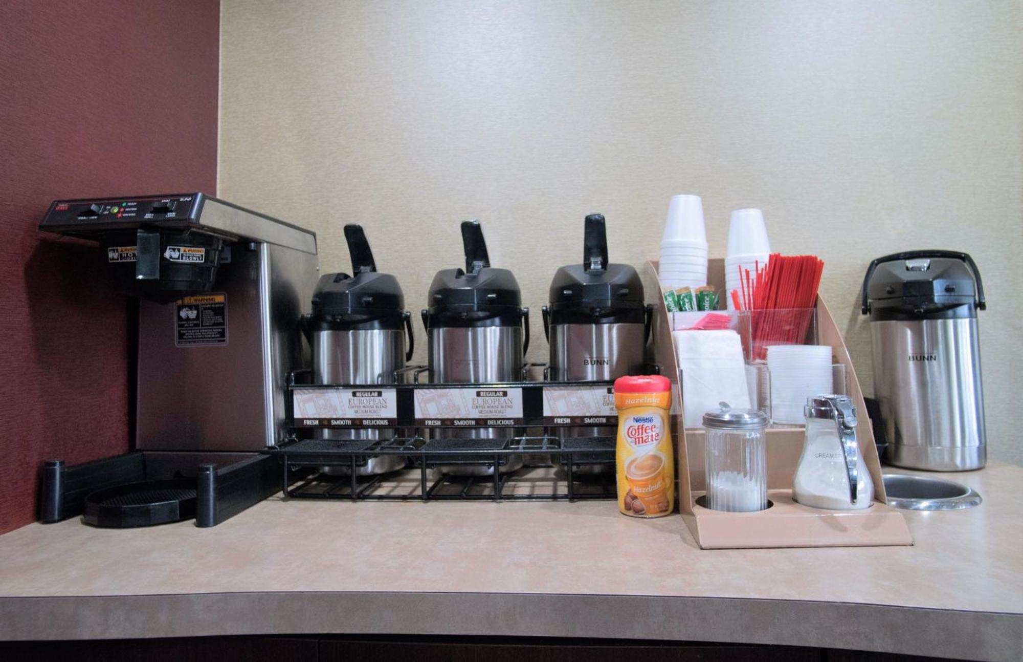 Red Roof Inn Asheville - Biltmore West Εξωτερικό φωτογραφία