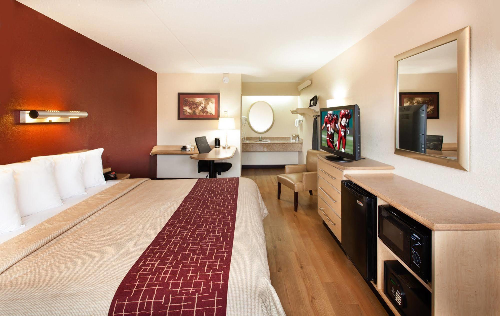 Red Roof Inn Asheville - Biltmore West Εξωτερικό φωτογραφία