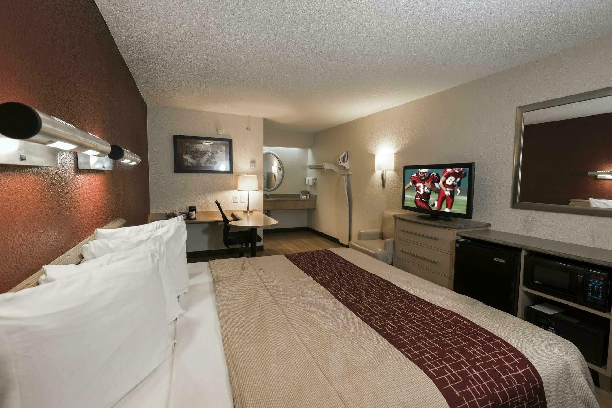 Red Roof Inn Asheville - Biltmore West Εξωτερικό φωτογραφία